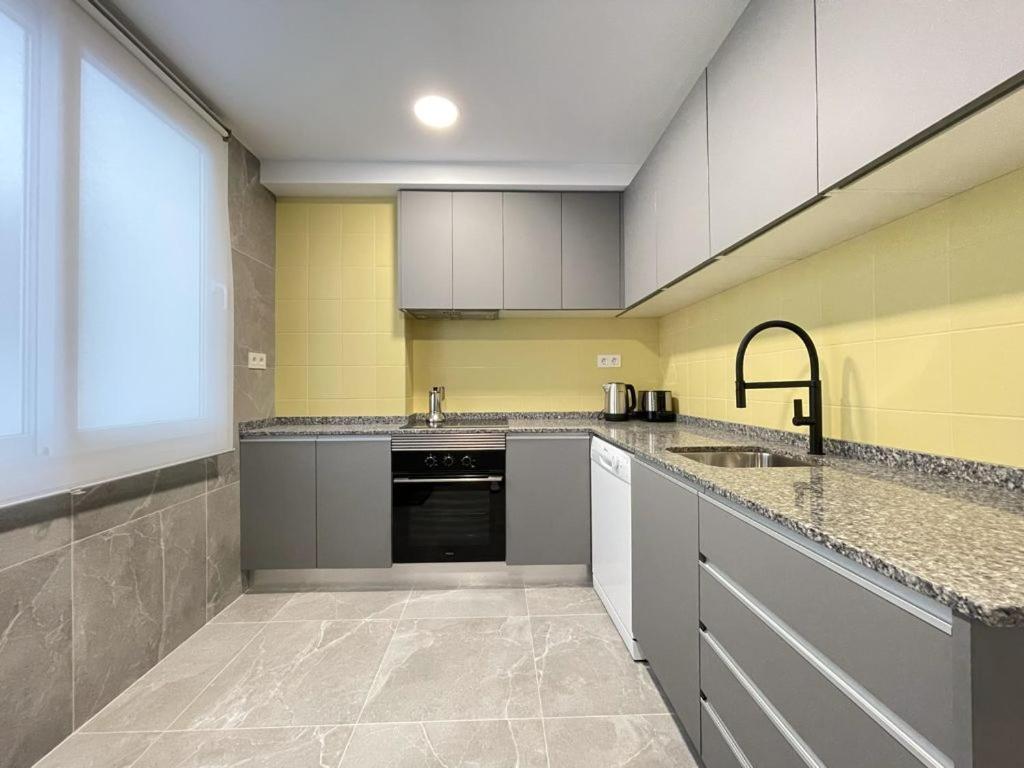 Torrevieja Apartment Luaran gambar